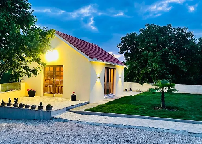 Villa Leon - Imotski - Makarska *