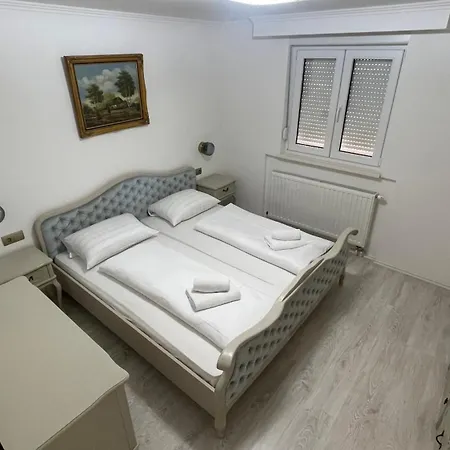 Leon - Imotski - Makarska