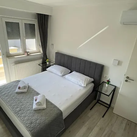 Vila Leon - Imotski - Makarska *