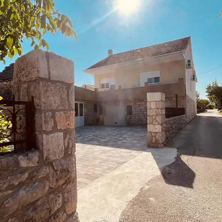 Villa Leon - Imotski - Makarska Drum